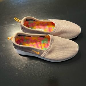 Nike casual slip-ons